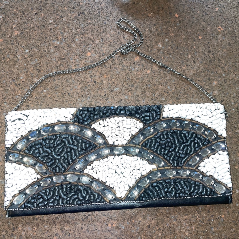 BEBE Preowned Clutch
